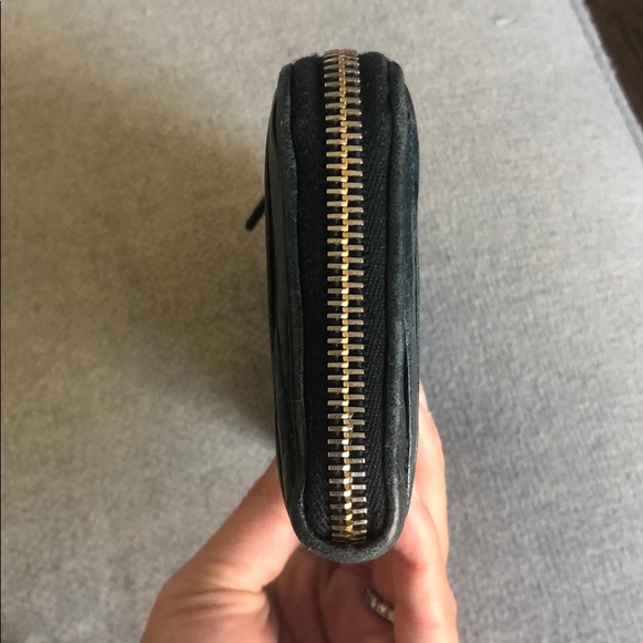 Authentic Blue Miu Miu Matelasse ZIP Around Wallet - Picture 6 of 6